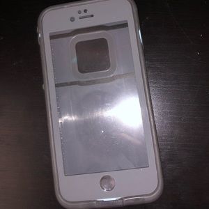 iPhone 6 grey Lifeproof case